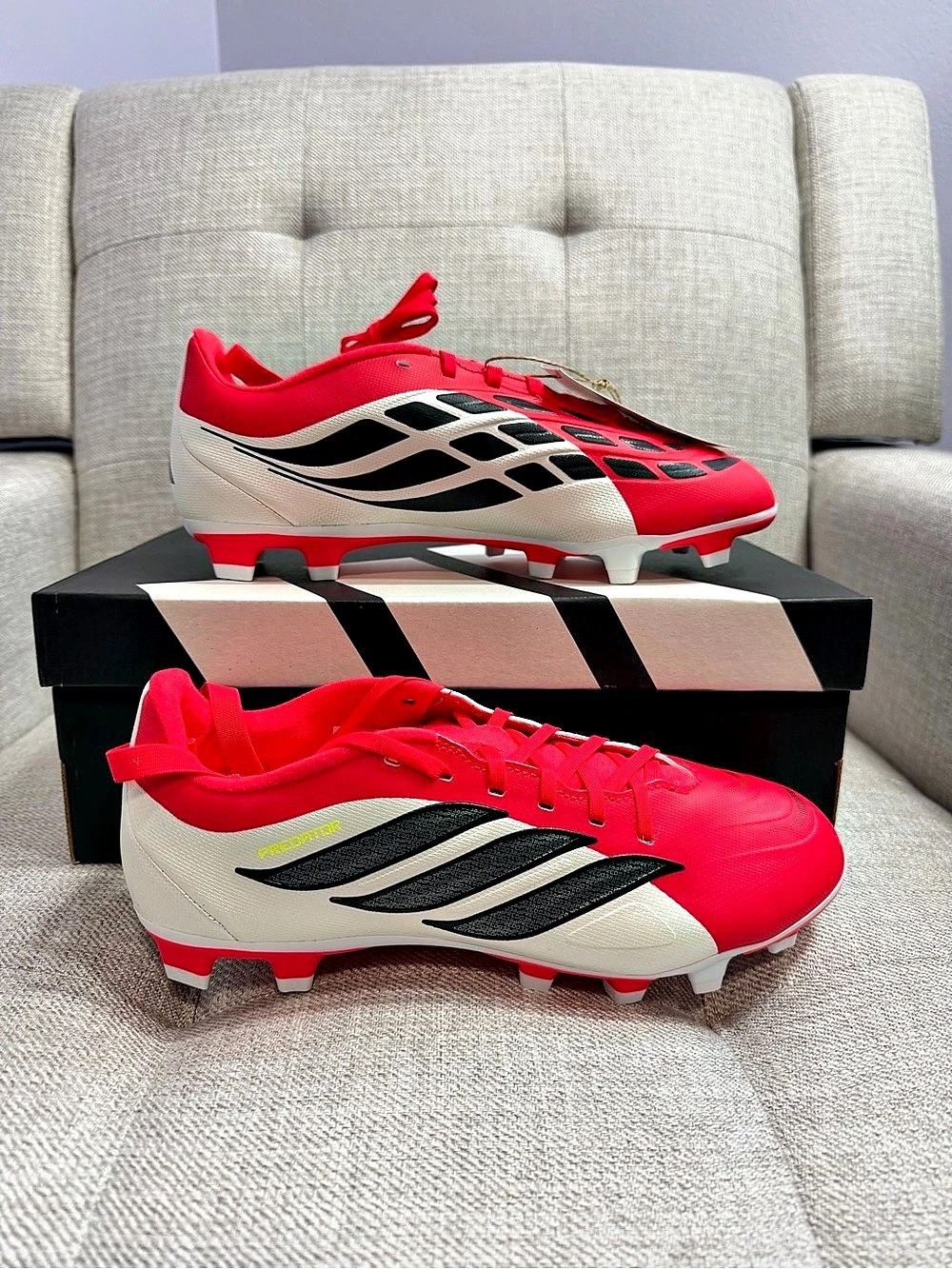 adidas Predator Club FT FG/MG Soccer Cleats JS0346 Men's Size 6.5 / Women's 7.5